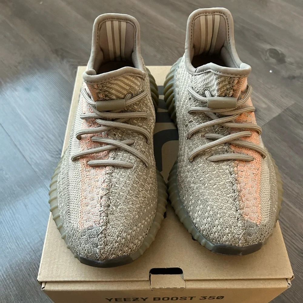 Adidas Yeezy Boost 350 V2 Sand Taupe size 5 - Picture 3 of 10
